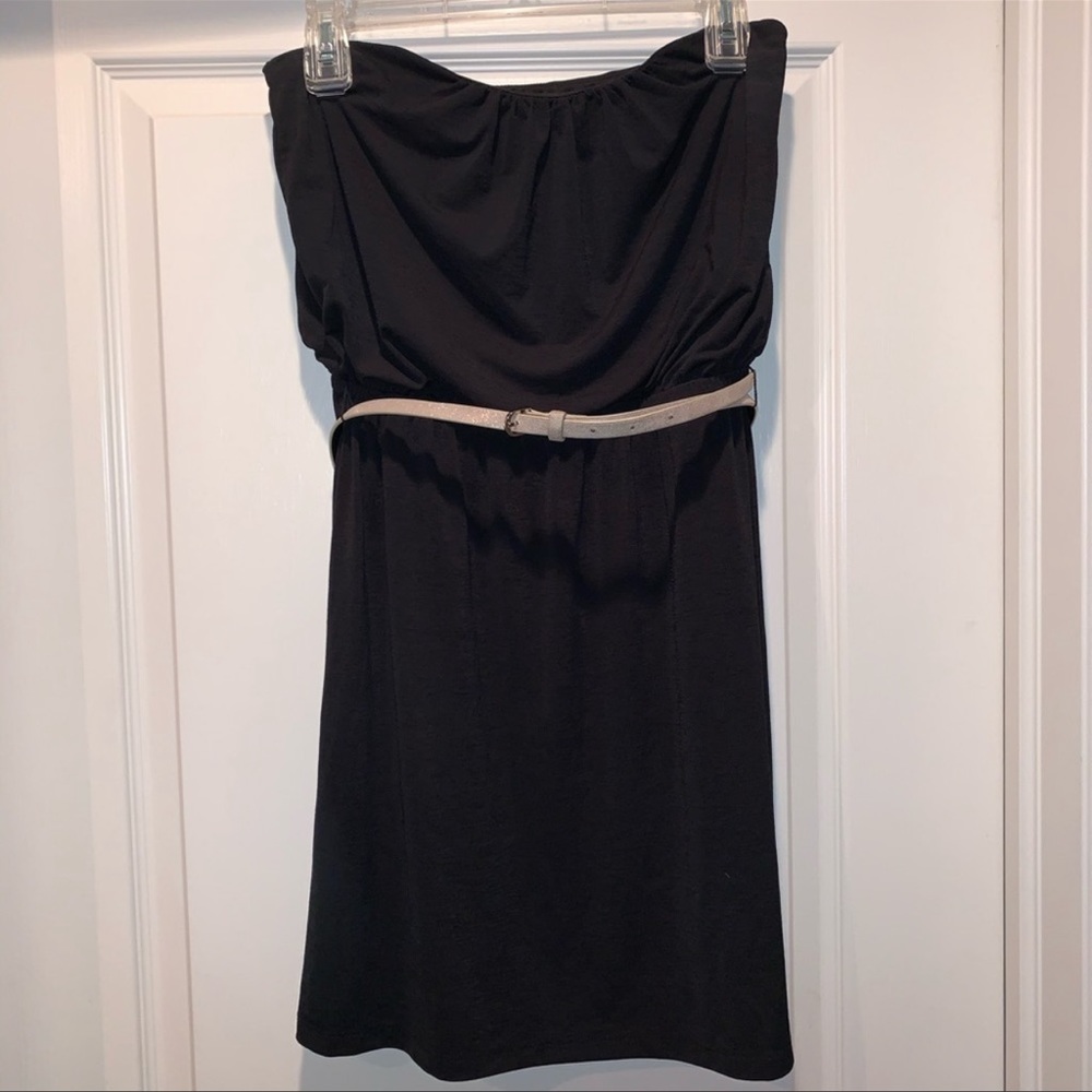 Black Strapless Dress w/ Belt 👗